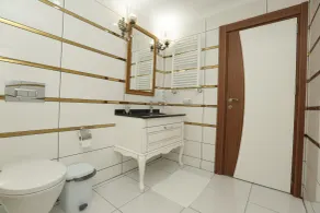 North Pearl Residence - Bathroom