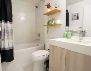 Filmores Hotel - Bathroom