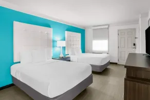 Howard Johnson by Wyndham Columbus Fort Moore - Chambre