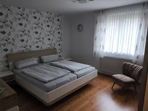 Ferienwohnung Angelika Zimmermann Dettelbach - Værelse