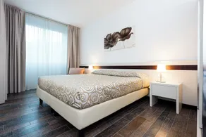 Aparthotel Holiday - Room