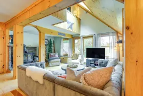 Storybook Stratton House: 3 Mi to Mount Snow! - Interiör