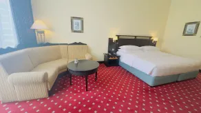 Millennium Airport Hotel Dubai - Room