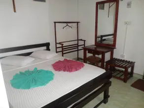 Thilaka City Hotel - Zimmer
