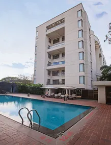 Oakwood Residence Naylor Road Pune - Pool