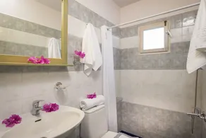 Orionas Village - Bathroom