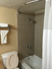 Quality Inn Saint Louis Airport - Salle de bain
