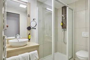 Appart'hôtel Odalys City - Dijon Centre Les Cordeliers - Bathroom