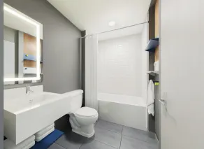 Microtel Inn Suites by Wyndham Lac-Megantic - Badeværelse