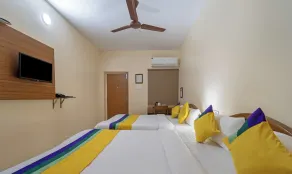 Itsy Hotels Everest Leela Residency - Room