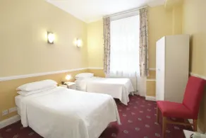 Balmoral House Hotel - Room