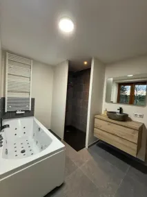 Spettacolare villa accogliente e familiare con terrazza, idromassaggio e giardino | Accetta animali domestici - Bagno