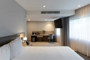 Hotel Elements by Marquis - Room