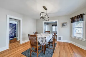 1 Mi to Dtwn Binghamton: Apt w/ Covered Balcony! - Innvendig