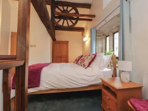 Casa rural con jardín - Habitación