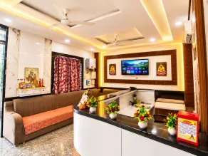 Hotel Mero Vrindavan Near Prem Mandir - Rezeption