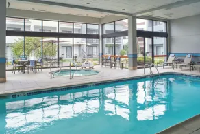 Courtyard by Marriott Detroit Troy - Piscine