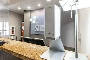 Holiday Inn Express & Suites New Martinsville by IHG - Rezeption