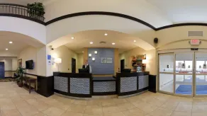 Holiday Inn Express Pekin - Peoria Area by IHG - Réception