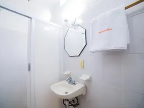 Posada Bugambilias - Bathroom