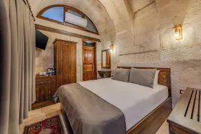 Castle Cave Hotel - Room