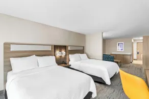 Holiday Inn Express Hotel & Suites Council Bluffs - Convention Center Area by IHG - Værelse