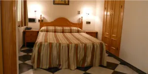 Hotel Guillermo II - Chambre