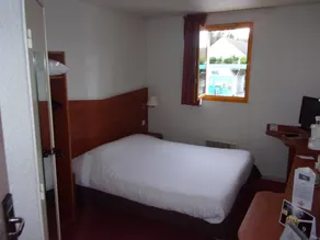 Hôtel Kyriad Chantilly - Chambre