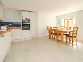 The Stables, Burton Bradstock - Cocina privada