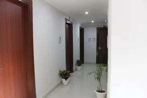 Aura Luxury Studio Near Artemis Hospital - Lobby