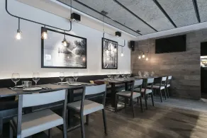 Upper Diagonal - Restaurant