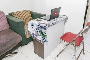 SPOT ON 93515 Pulo Gebang Guest House - Recepción