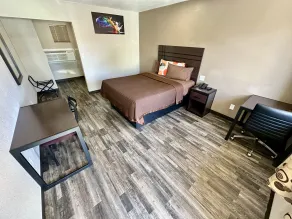 West Inn NAU - Downtown Flagstaff - Room