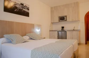 Klayman Olivina Aparthotel - Room