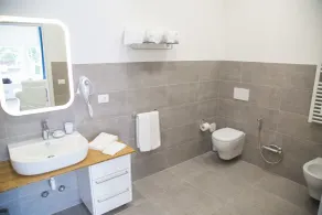Rivabella Suite Apartments - Badrum