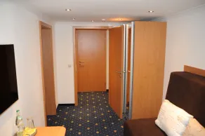 Hotel Post - regionales großes Frühstücksbuffet - auch GF & LF - Room