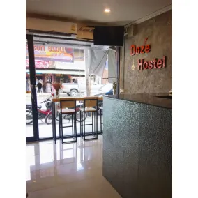 Doze Hostel - Réception