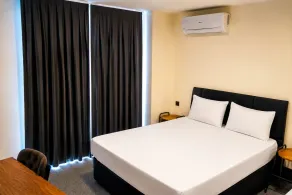 New Green Airport Hotel & Restaurant - Room
