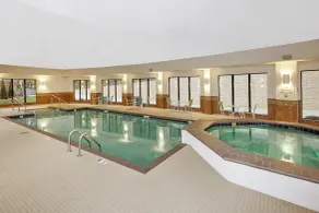 Holiday Inn Express and Suites Columbia University Area by IHG - Pool