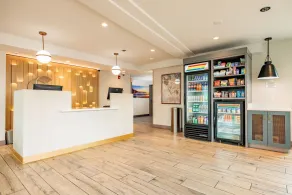 Comfort Inn & Suites Ventura Beach - Hall