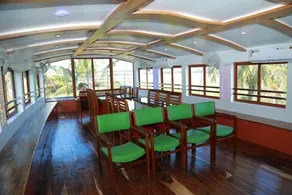 Beach Paradise Day Cruise Houseboat - Restaurant