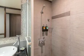 The Galerie Hotel - Bathroom
