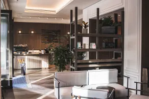 Page8, Page Hotels - Réception