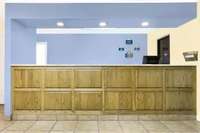 Days Inn by Wyndham Kingman West - Hall