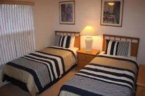 Luxury 4BR Pool Home with Jacuzzi- Inverness - Værelse