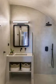3 Caves by Caldera Houses - Bad