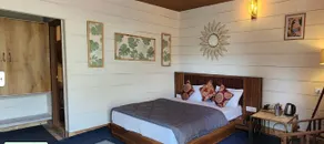 The Mystic Pines - Room
