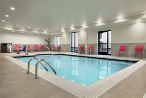 Hampton Inn & Suites St. Louis/Alton - Piscina