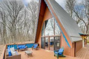 Mars Hill Home w/ Game Room ~ 2 Mi to Skiing! - Innenbereich