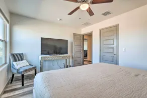 Pool, Hot Tub! San Tan Valley Snowbird Getaway - Innvendig